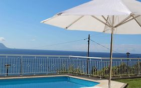 Villa Quinze - Luxurious 3 Bedroom Villa With Private Pool And Games Room & Amazing Views
